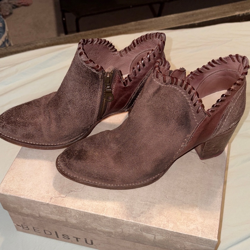 BED|STU Distressed Brown Ankle Booties - Picture 3 of 11